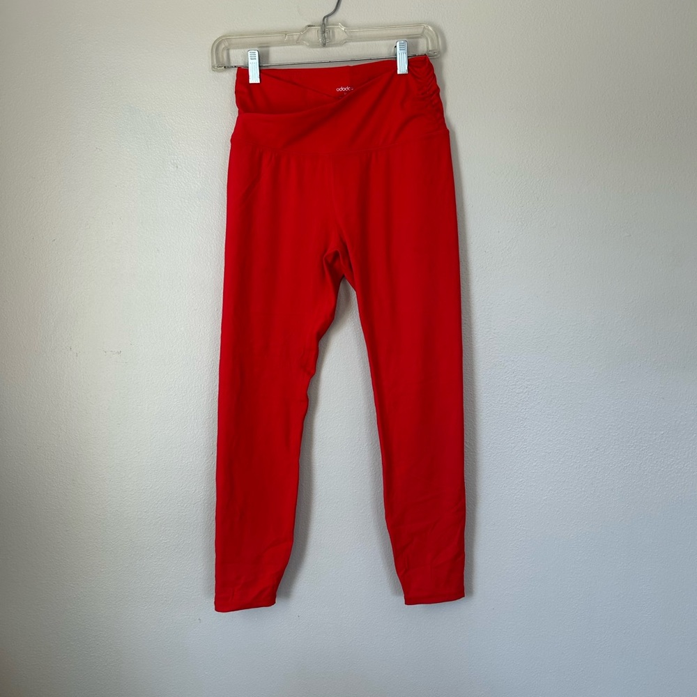 High-Rise Red Performance Leggings